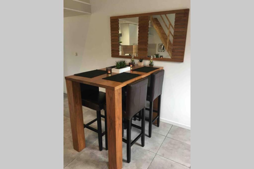 Cosy Appartement ,Dinant, Abbaye De Maredsous Anhee Exterior photo